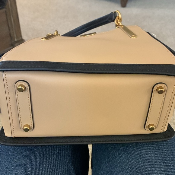 New with tags Coach mini handbag - Picture 5 of 8